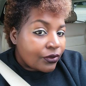 Meet your Posher, Pamela